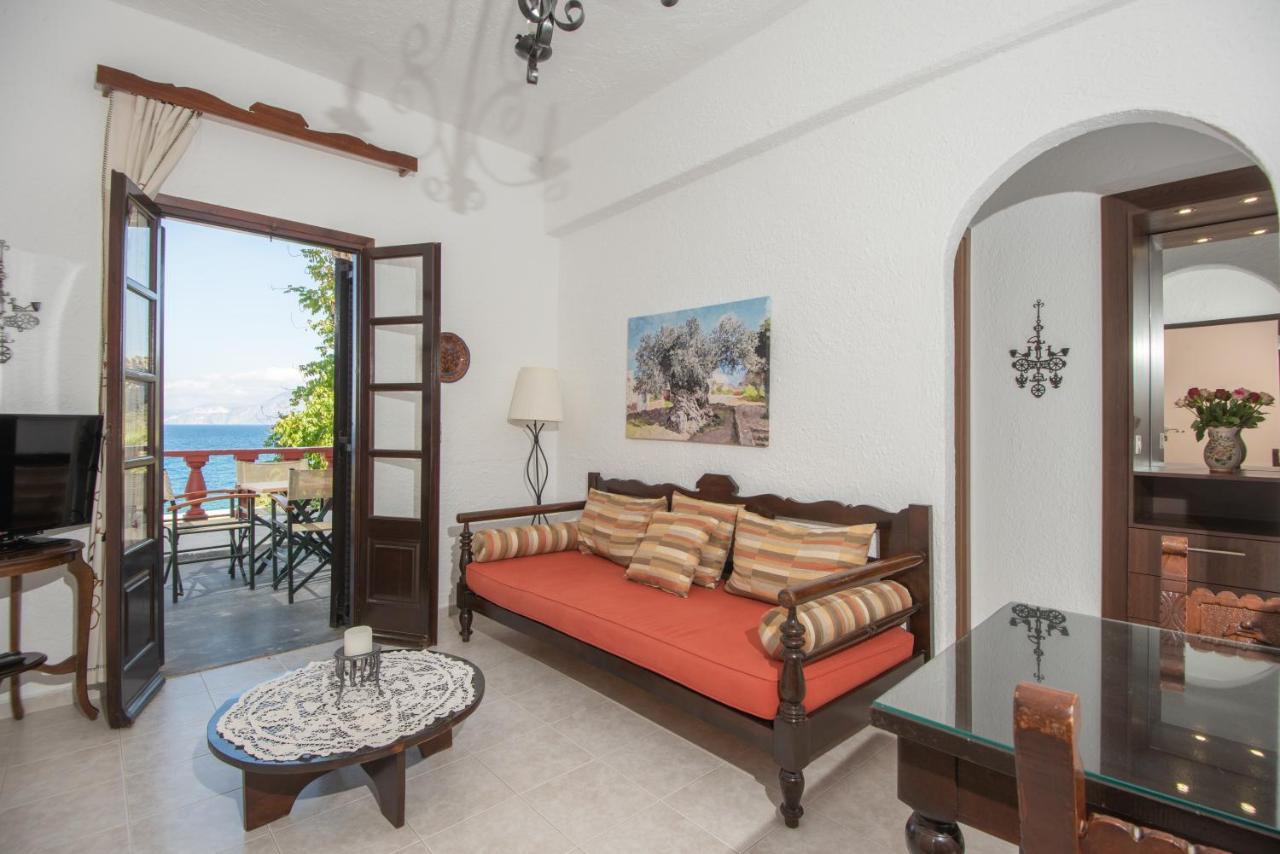 Amoudara  Vangelis Villas מראה חיצוני תמונה