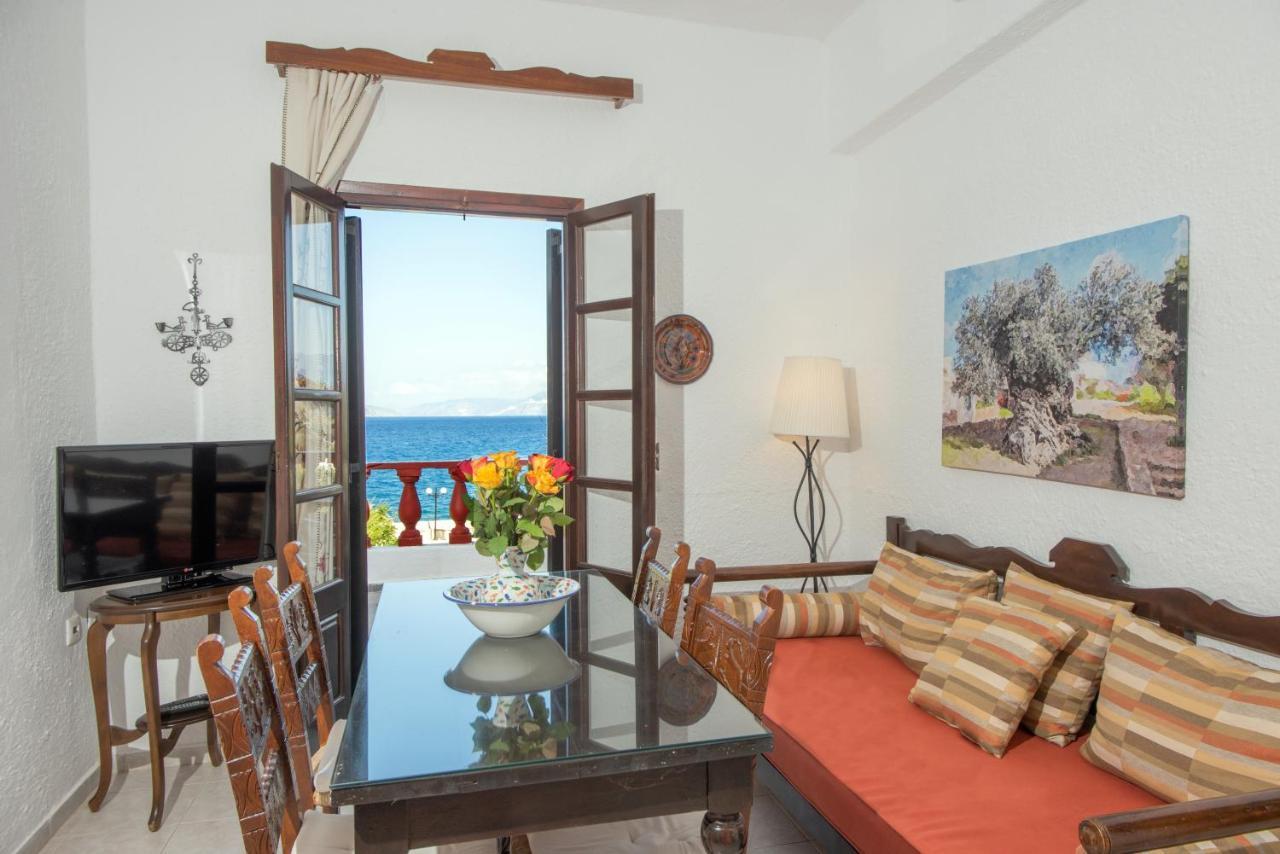 Amoudara  Vangelis Villas מראה חיצוני תמונה