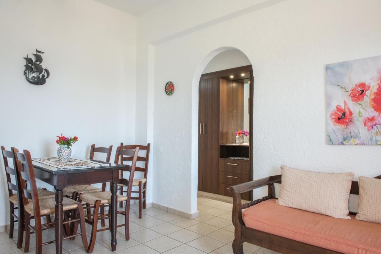 Amoudara  Vangelis Villas מראה חיצוני תמונה